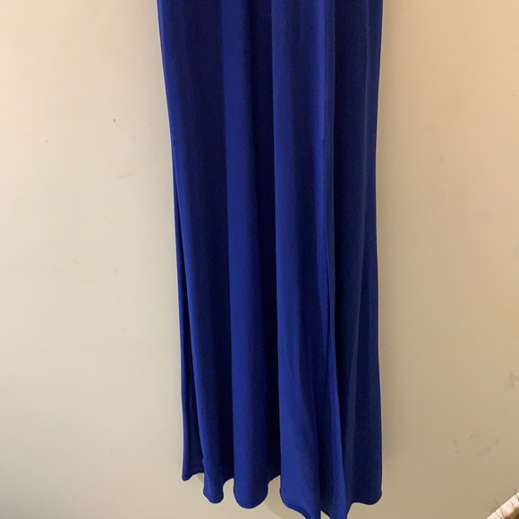Long Blue Dress from Nightway - Picture 2 of 2